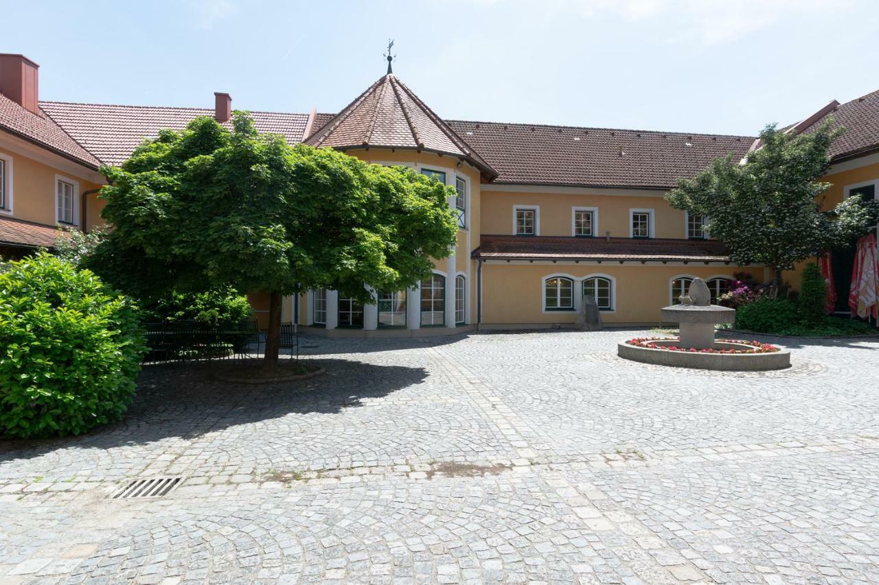 Wilhering Gasthof Fischer Doernbach מראה חיצוני תמונה